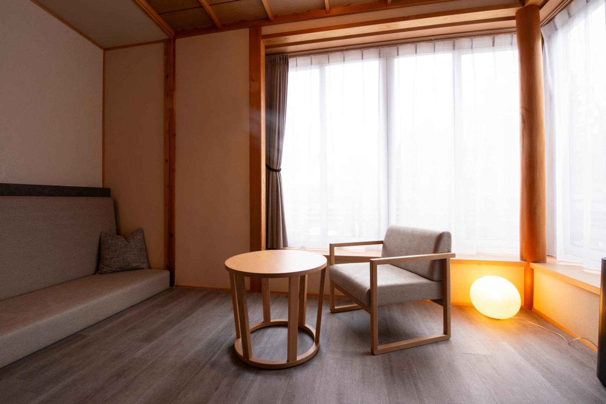 祭畤温泉かみくら Hotel Ичиносеки Екстериор снимка