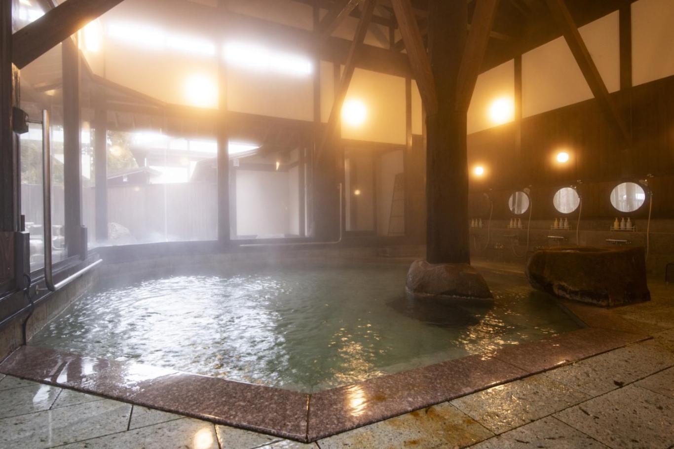 祭畤温泉かみくら Hotel Ичиносеки Екстериор снимка