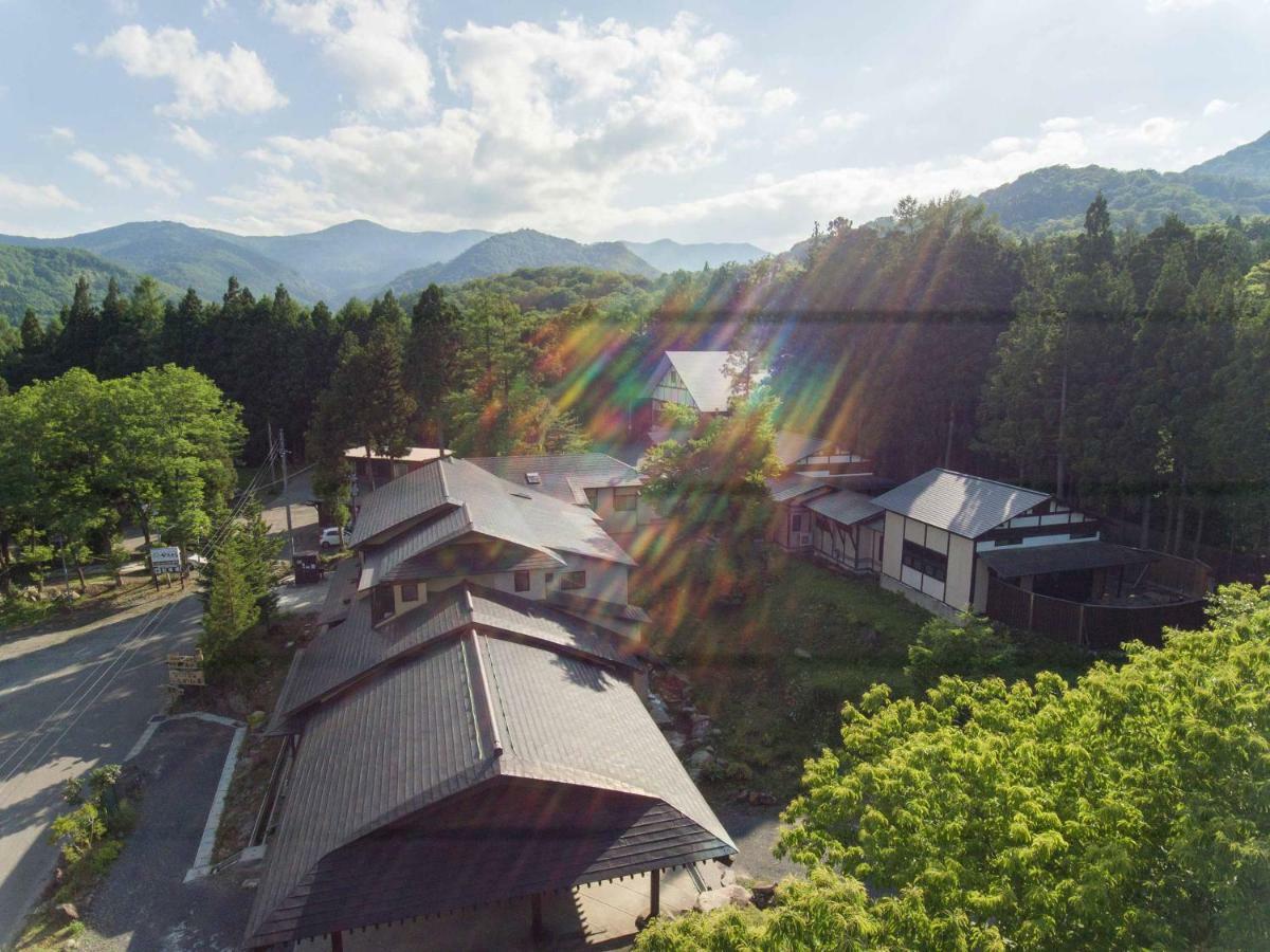 祭畤温泉かみくら Hotel Ичиносеки Екстериор снимка